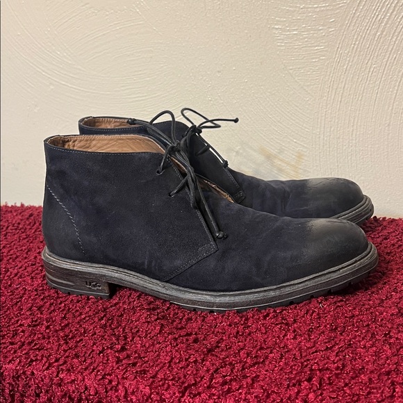 UGG Navy Nubuck Leather Chukka Boots Size 8 Made In Italy main image 16